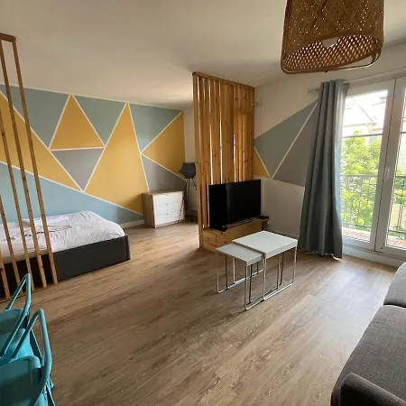 Le Delta - Pour 4 Personnes Disneyland Paris