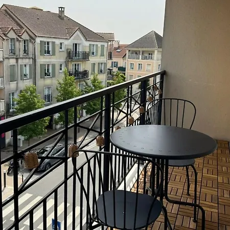 Pour 4 Personnes Disneyland Paris - Delta *